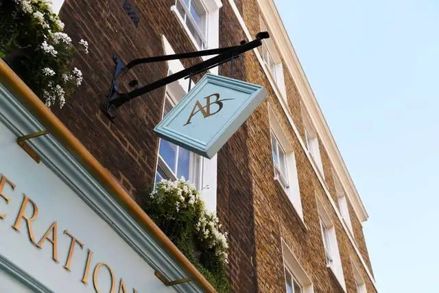 wedding dress alterations london