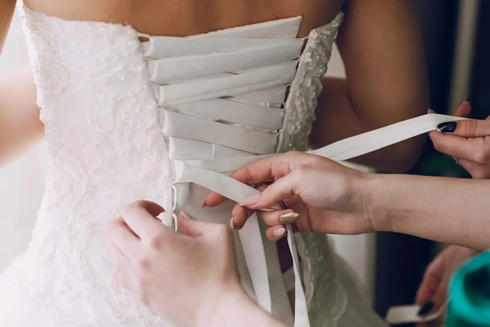 wedding bustle alterations